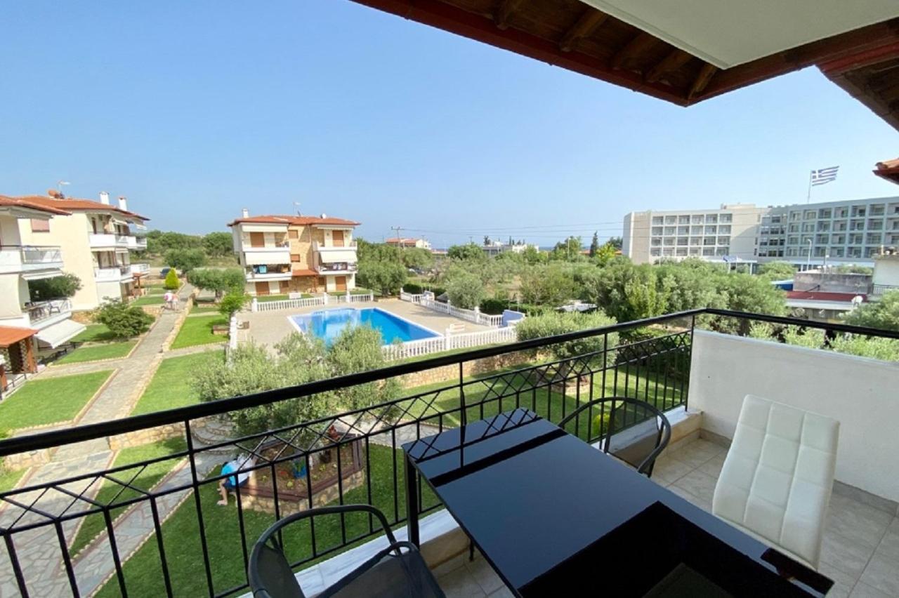 Vladi Guest House Gerakini Sithonia Bagian luar foto
